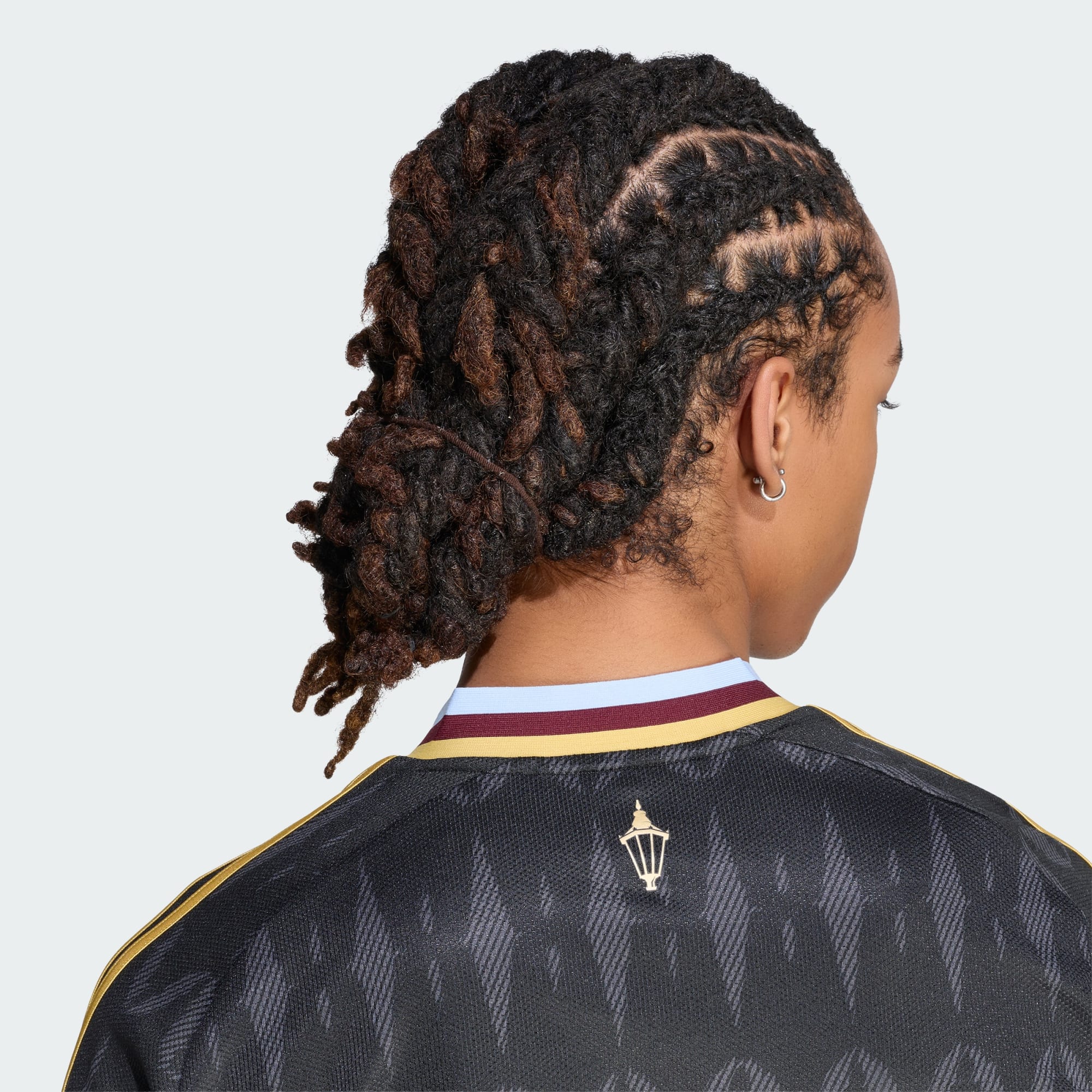 Aston Villa 2026/27 Away Fan Jersey collar and trim detail