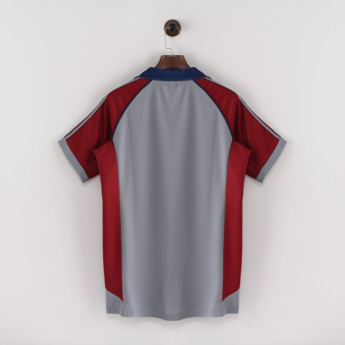 Bayern Munich 1998/99 Away Retro Jersey - complete back view