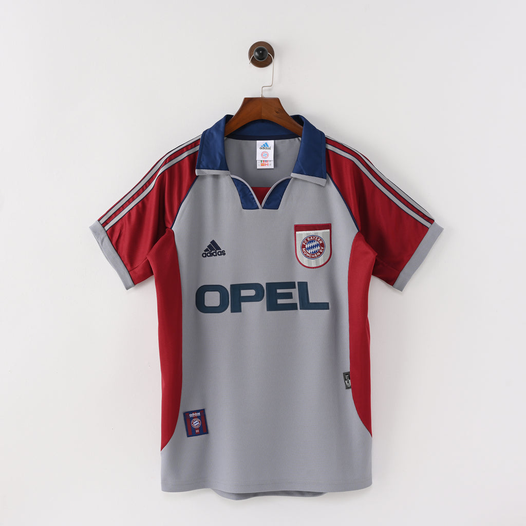 Bayern Munich 1998/99 Away Retro Jersey - complete front view