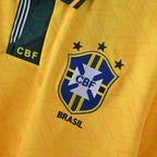 Brazil 1991–93 Home Retro Jersey — detalle del escudo