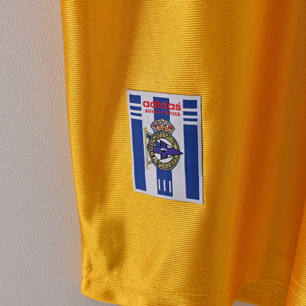 Deportivo La Coruña 1999/00 Second Away Retro Jersey - detail