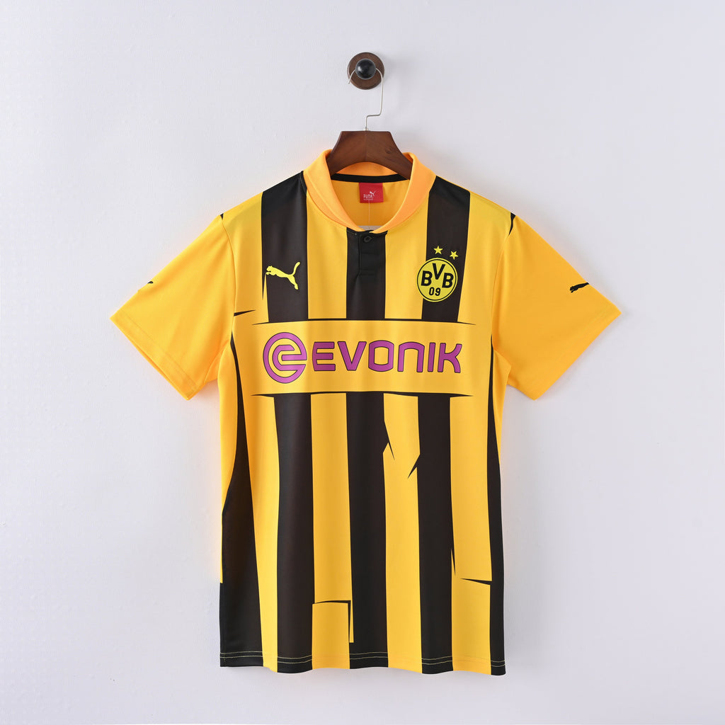 Borussia Dortmund 2012/13 Home Retro Jersey — vista frontal
