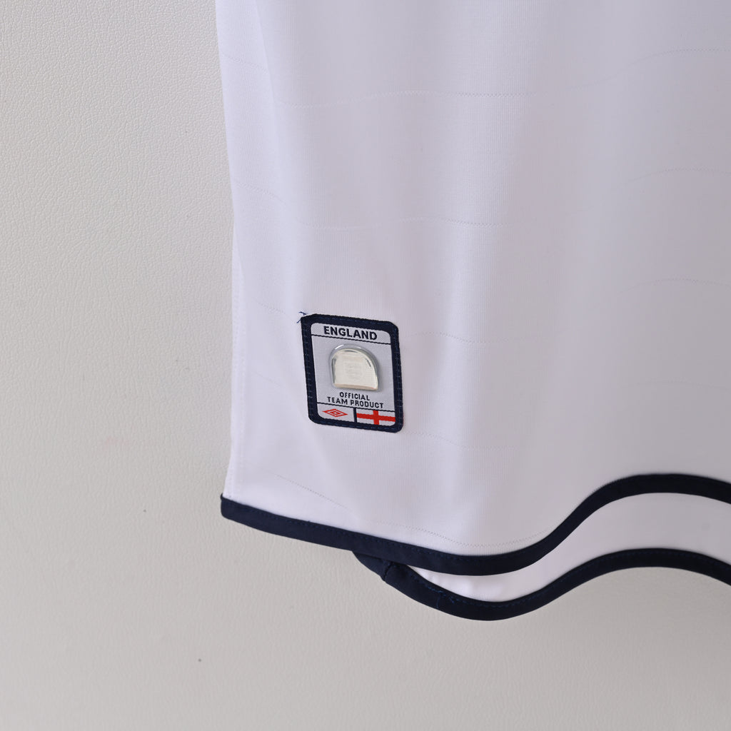 England 2004 Home Retro Jersey - detail