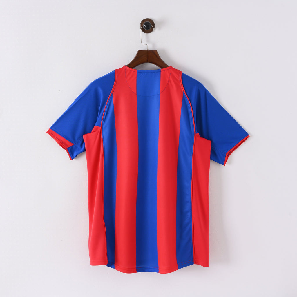 FC Barcelona 2004/05 Home Retro Jersey back view