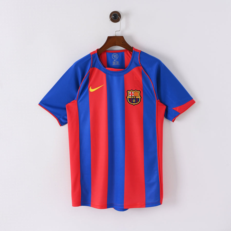 FC Barcelona 2004/05 Home Retro Jersey front view