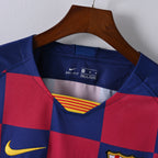 FC Barcelona 2019/20 Home Retro Jersey collar and crest detail