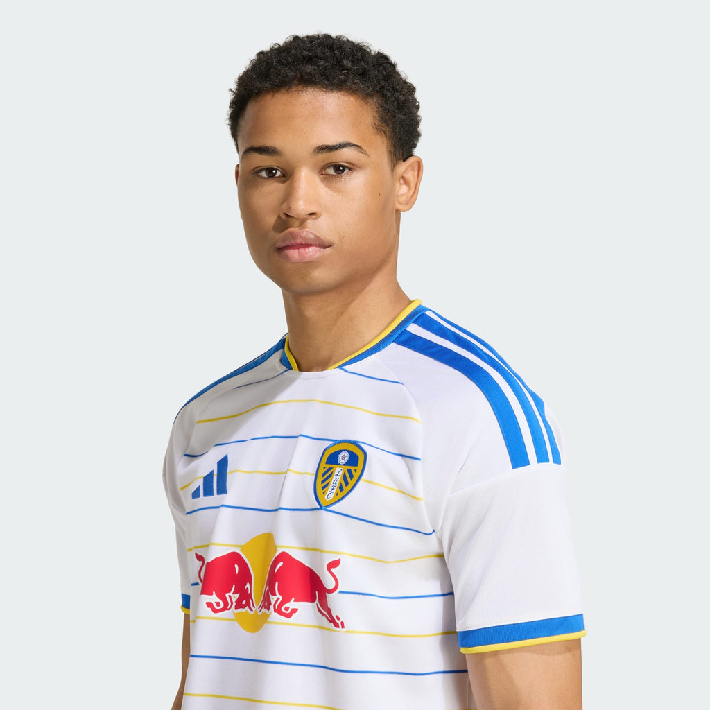 Leeds United 2026/27 Home Fan Jersey crest and fabric detail