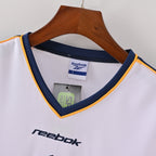 Liverpool FC 2001/02 Away Retro Jersey detail
