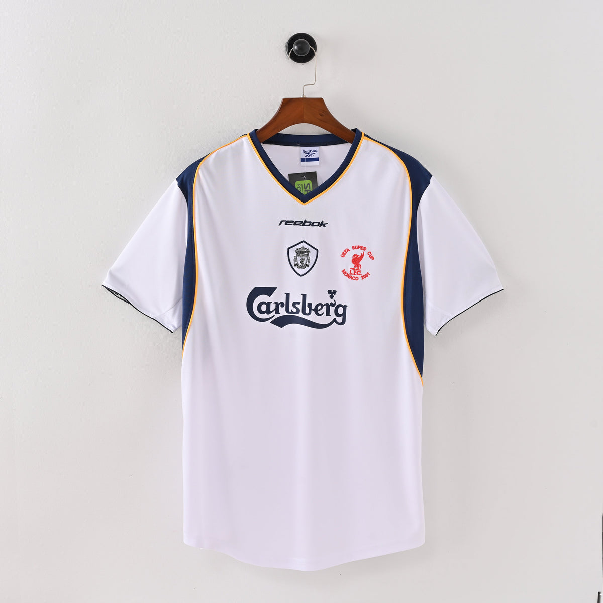 Liverpool FC 2001/02 Away Retro Jersey front view
