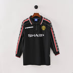 Manchester United 1998/99 Black Long Sleeve Retro Jersey front view