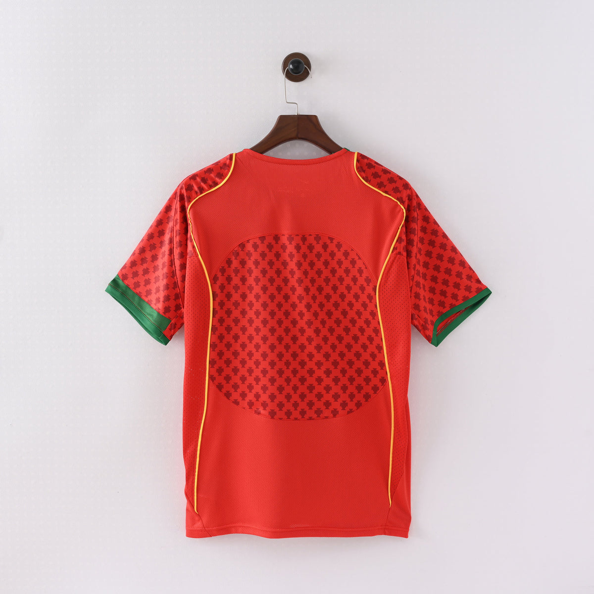 Portugal 2004 home retro jersey, vista trasera