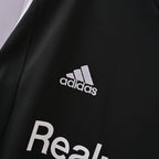 Real Madrid 2001/02 Home Retro Jersey detail