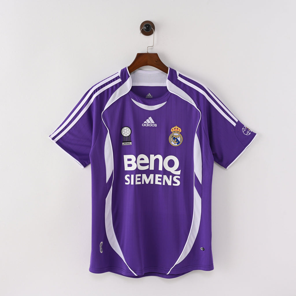 Real Madrid 2006/07 away retro jersey front